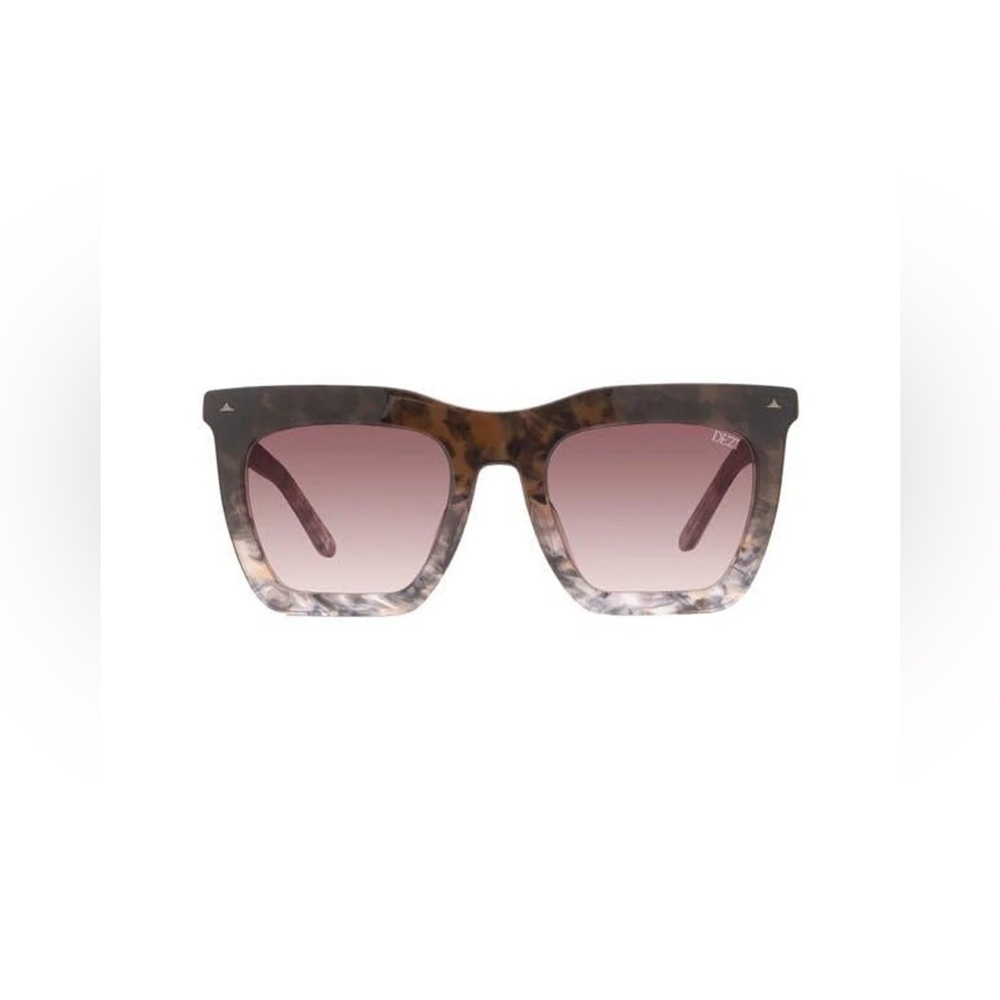Dezi Fall Back Smoke Rose / Rose Gradient
With case
Like new